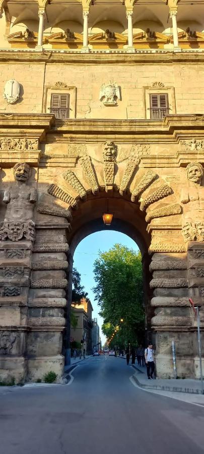 شقة Loft Alla Cattedrale باليرمو المظهر الخارجي الصورة